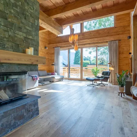 In With Sauna In Area *